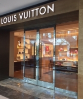 Louis Vuitton at Scottsdale Fashion